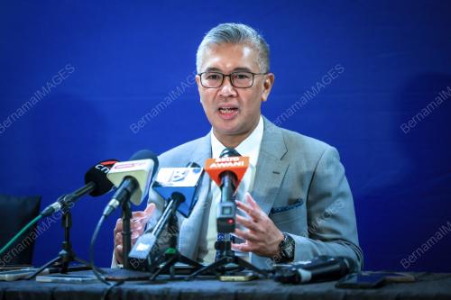 TENGKU DATUK SERI ZAFRUL ABDUL AZIZ