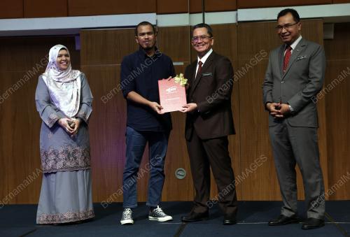 DATUK SERI MOHAMMAD MENTEK