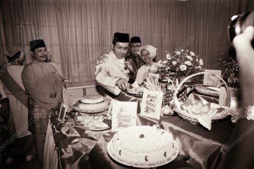 DATO' SERI DR. MAHATHIR BIN MOHAMAD