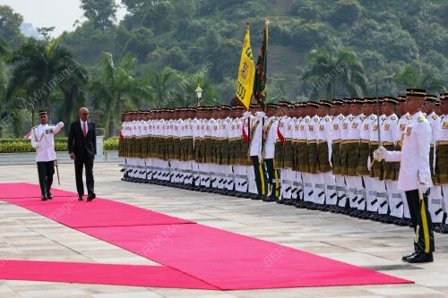 THARMAN SHANMUGARATNAM