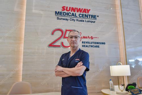 DR LAU CHOON PING