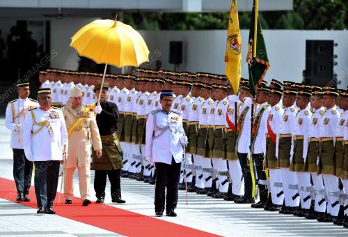 KL10_13122016_AGONG