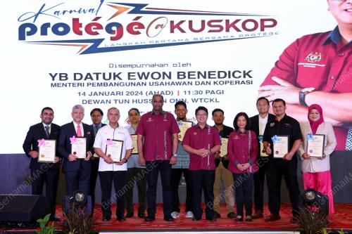 DATUK EWON BENEDICK