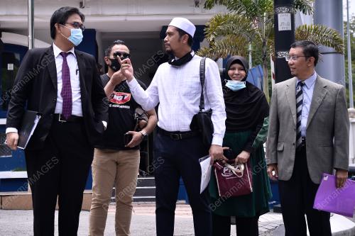 ASRI JANGGUT BERI KETERANGAN DI BUKIT AMAN