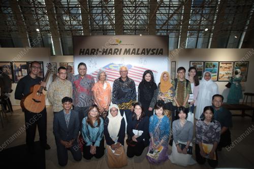 PEMBUKAAN BALAI SENI