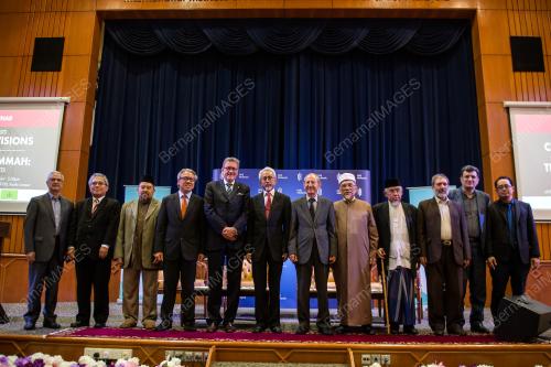 SENATOR DATUK RAJA KAMARUL BAHRIN SHAH RAJA AHMAD BAHARUDDIN SHA