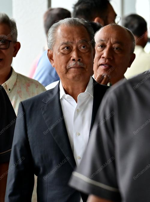 TAN SRI MUHYIDDIN YASIN