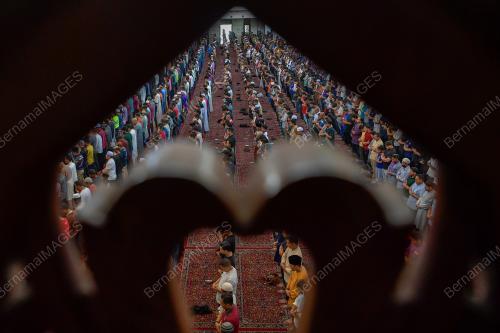 SOLAT JUMAAT PERTAMA RAMADAN