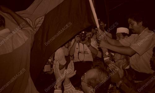 TUNKU ABDUL RAHMAN MESYUARATPERSETUJUAN PEMIMPIN