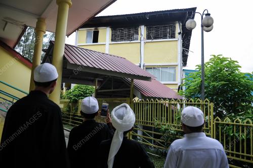 KL10_15092017_KEBAKARAN_MADRASAH