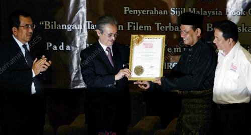 ABDULLAH AHMAD BADAWI