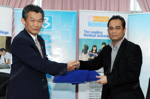 KL10_16012012_BERNAMA_MoU