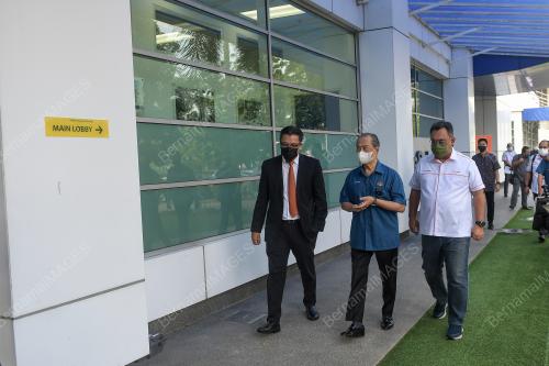 TAN SRI MUHYIDDIN YASSIN