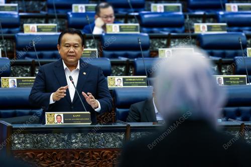 DATUK SERI ALEXANDER NANTA LINGGI