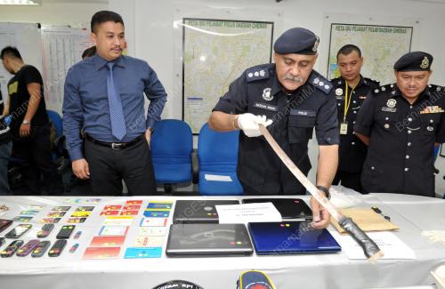 KL10_16082013_POLIS
