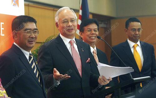 MOHD NAJIB TUN ABDUL RAZAK