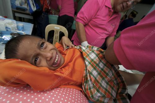 KL10_16112013_BERKHATAN