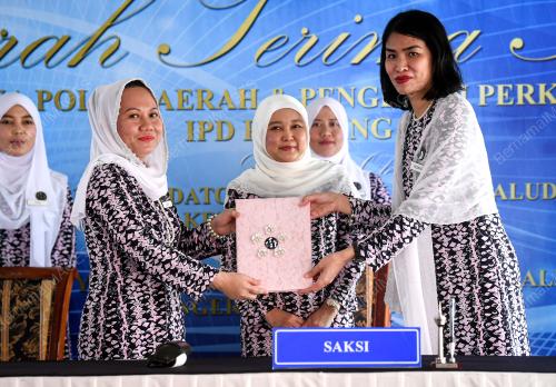 DATIN ROSHAFIZA ABD HALIM