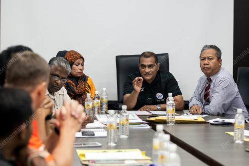 KL10_17052017_MESYUARAT_BN197001013899
