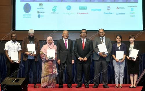 KL10_17082016_ESTCON