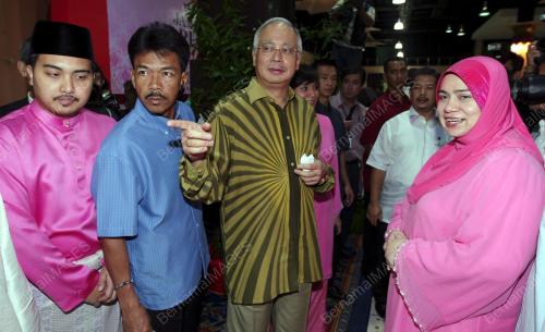 MOHD NAJIB TUN ABDUL RAZAK