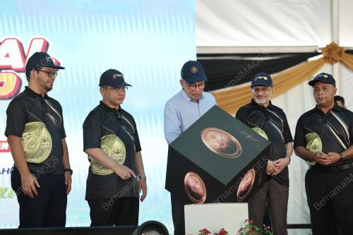DATUK SERI ANWAR IBRAHIM