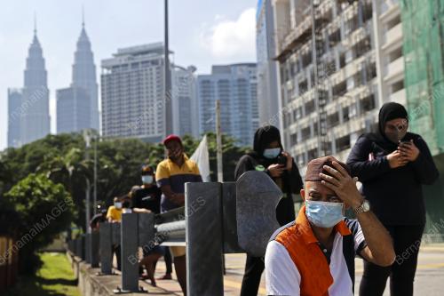 PROSES SARINGAN COVID-19 KAMPUNG BARU