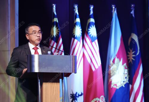 ADLY ZAHARI