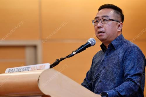 CHANG LIH KANG
