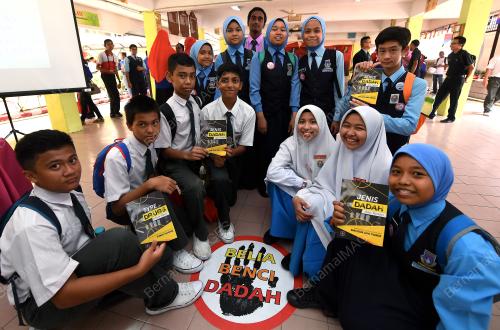 KL10_18092017_SEKOLAH