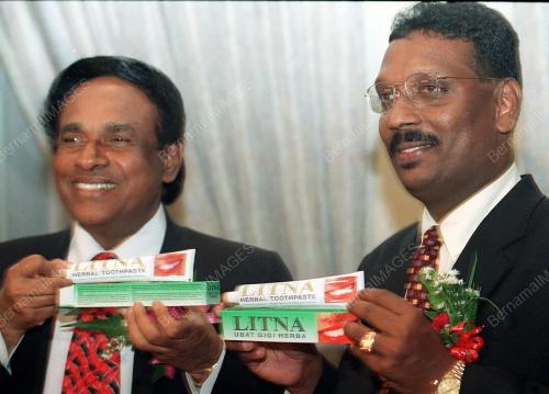 SAMY VELLU