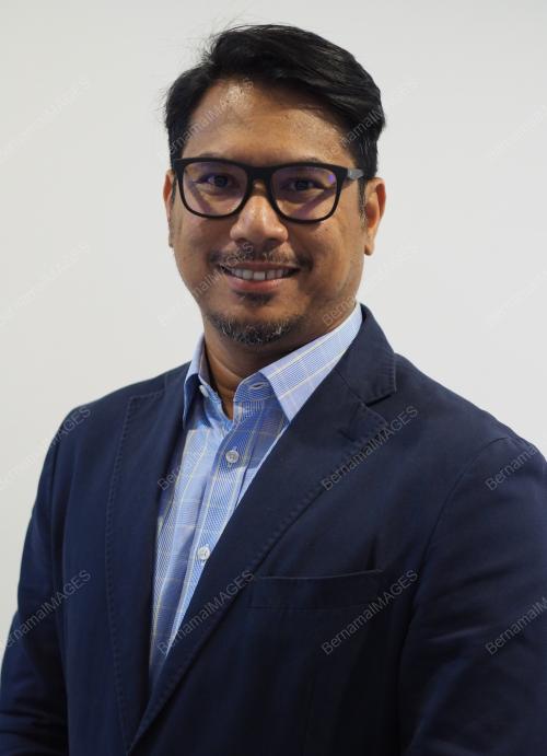 HAMZARUL HAZMIR HAMDAN