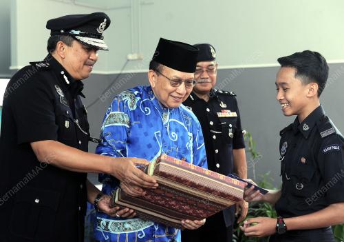 KL10_19032016_POLIS