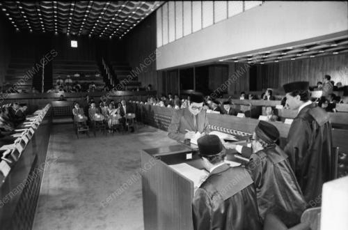 DEWAN NEGARA