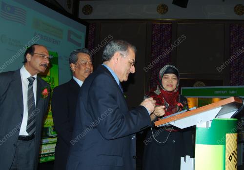 MUHYIDDIN YASSIN