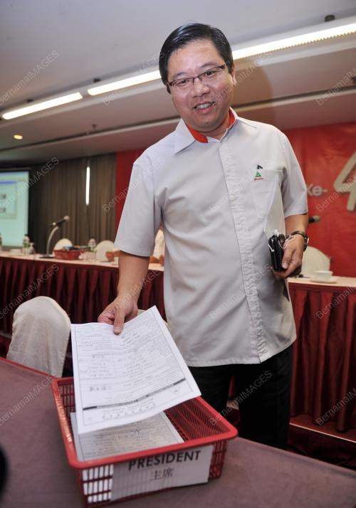KL10_19102013_GERAKAN