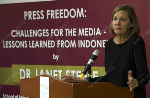 KL10_19122014_NPC_FREEDOM