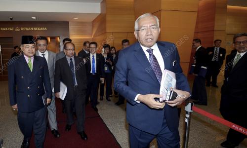KL10_20062016_DEWAN_NEGARA