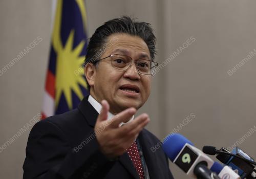 DATUK NUR JAZLAN MOHAMED