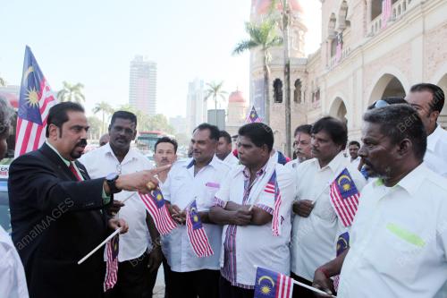 KL10_20082014_BENDERA