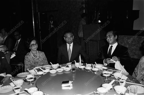 DATUK SERI DR. MAHATHIR BIN MOHAMAD