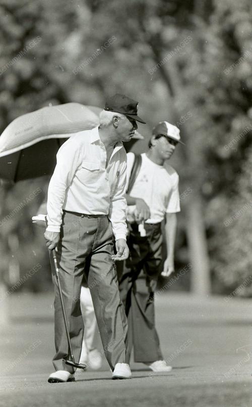 KL10_210390_GOLF
