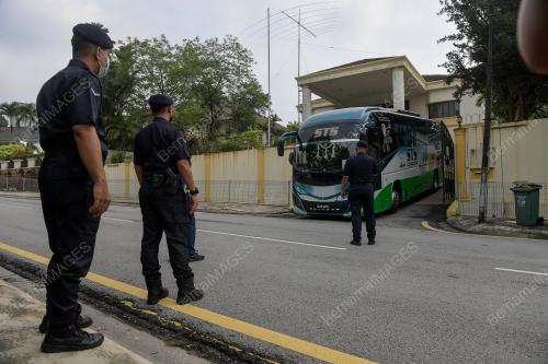 KOREA UTARA PUTUS HUBUNGAN DIPLOMATIK DENGAN MALAYSIA
