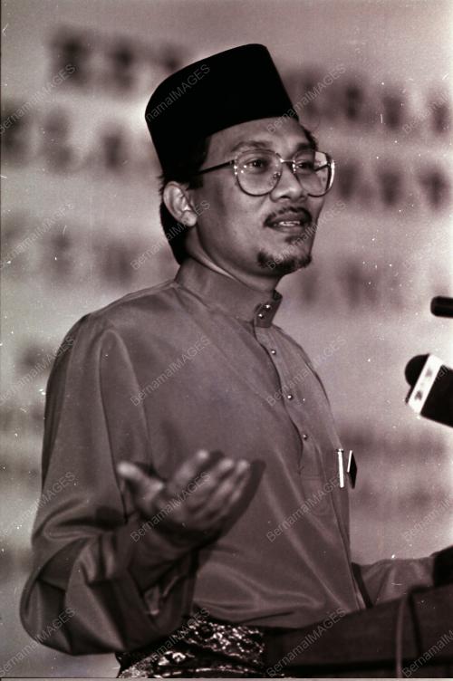 DATUK SERI ANWAR IBRAHIM