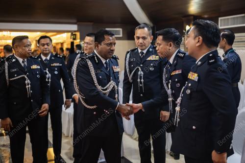 DATUK HUSSEIN OMAR KHAN