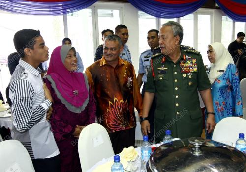 KL10_21102014_ATM