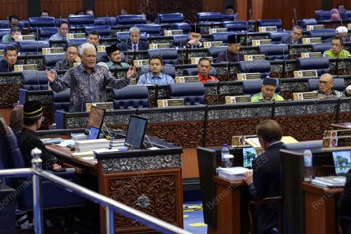 DATUK SERI HAMZAH ZAINUDIN