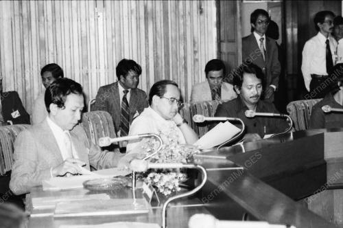 SIDANG AKHBAR MAJLIS PELANCARAN HADIAH PUISI