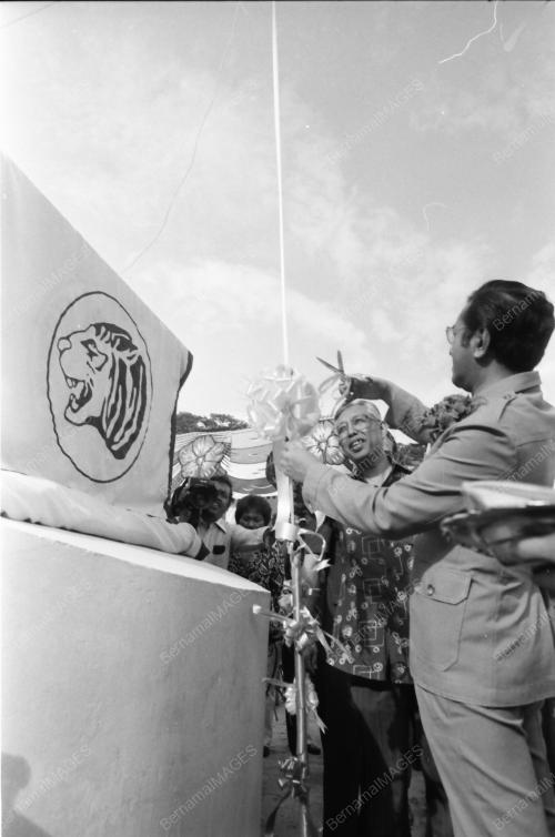 KL10_23012015_LETAK_BATU_ASAS