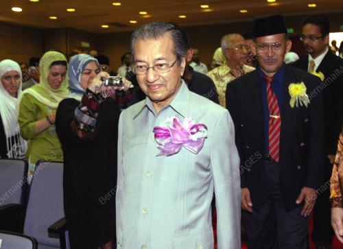 TUN DR MAHATHIR MOHAMAD